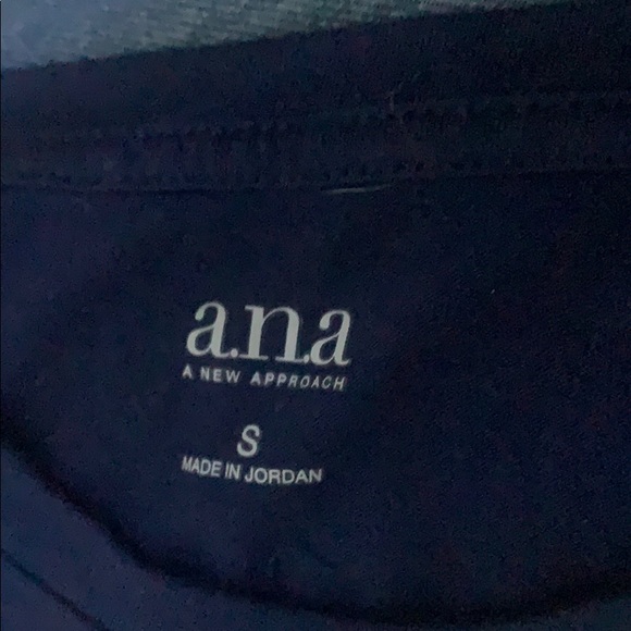 t-shirt - Picture 2 of 2